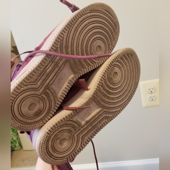 Nike SF Air Force 1 Force is Female Vintage Wine Size 9.5 AJ1700-600 - Picture 11 of 13